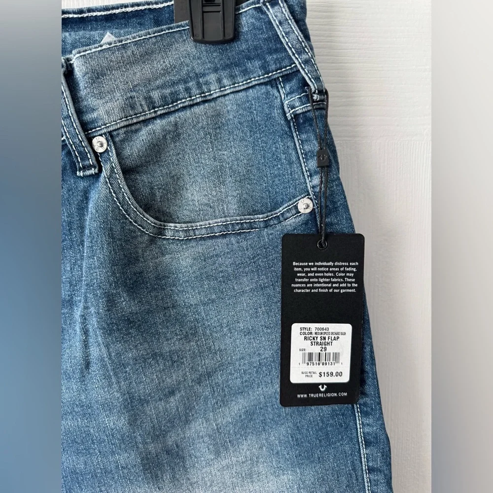 True Religion Medium Wash Contrast Stitch Mid Blue Relaxed Straight Jeans 29x34